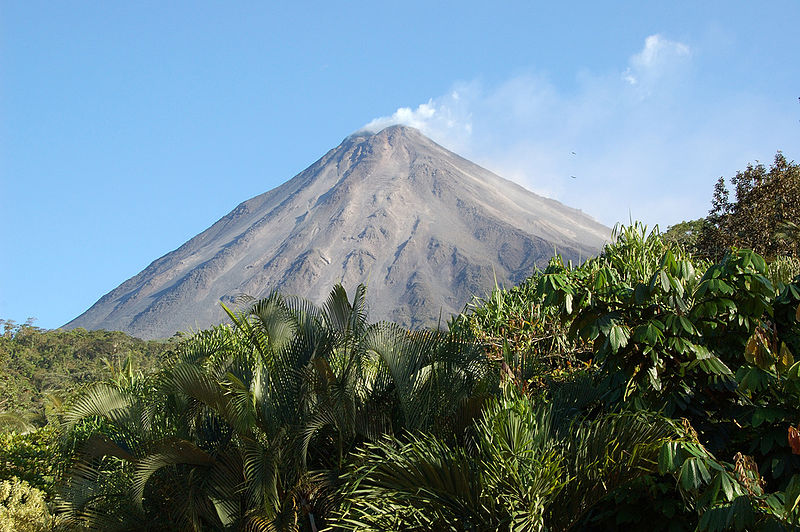 Costa Rica's Arenal Volcano, close to where a new geothermal plant will begin construction in 2018. (source)