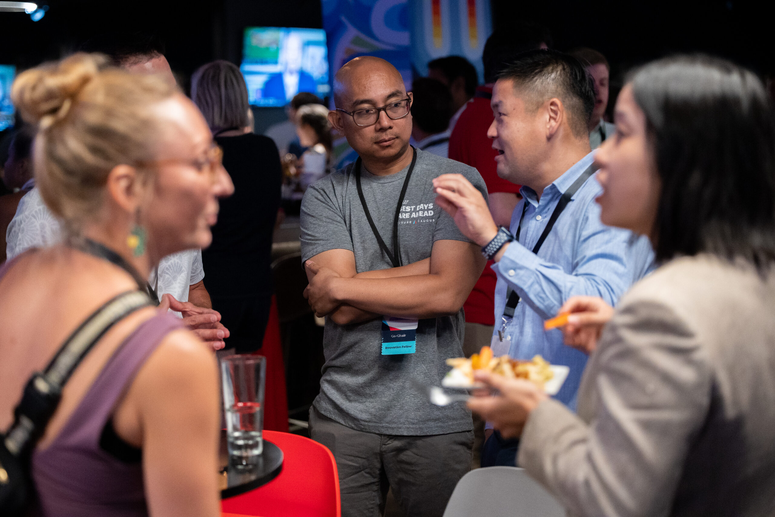 Lawmakers reconnect over virtual sports at Five Iron Golf